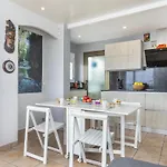 Osiris By Interhome דירה